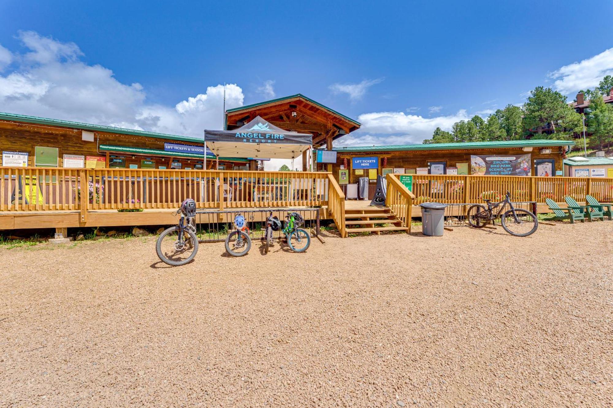Angel Fire Mountain Condo Steps To Ski Resort! Exterior photo